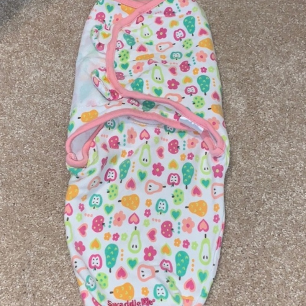 Summer infant swaddle me swaddle size small